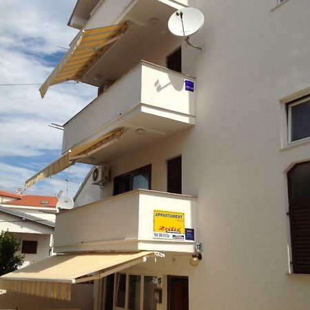 Apartments Zrilic Zara Esterno foto