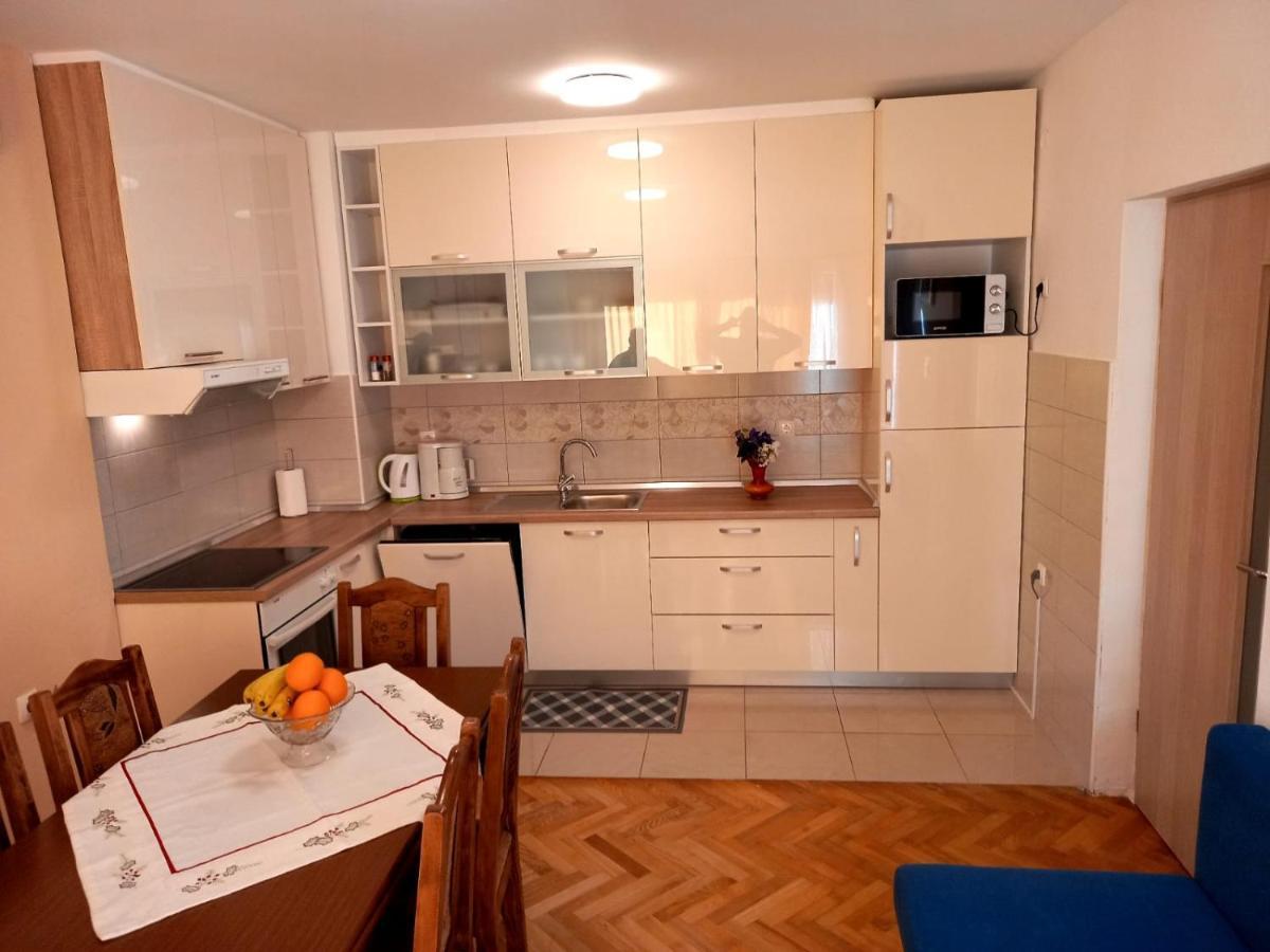 Apartments Zrilic Zara Esterno foto