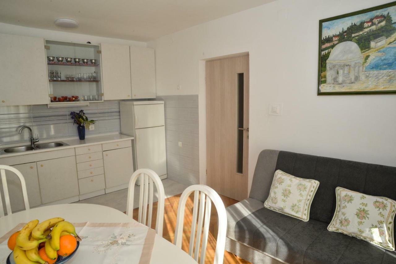 Apartments Zrilic Zara Esterno foto
